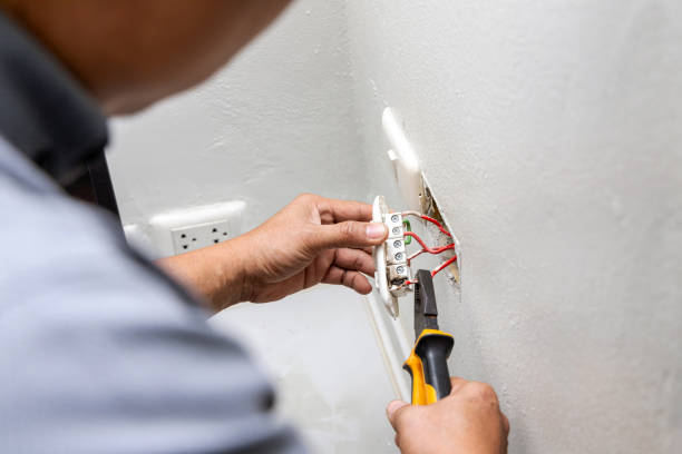 Best Circuit Breaker Repair  in , WI